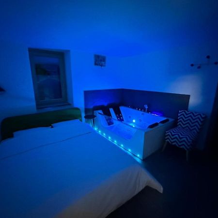 Appartamenti Relax Nus Spa ภายนอก รูปภาพ